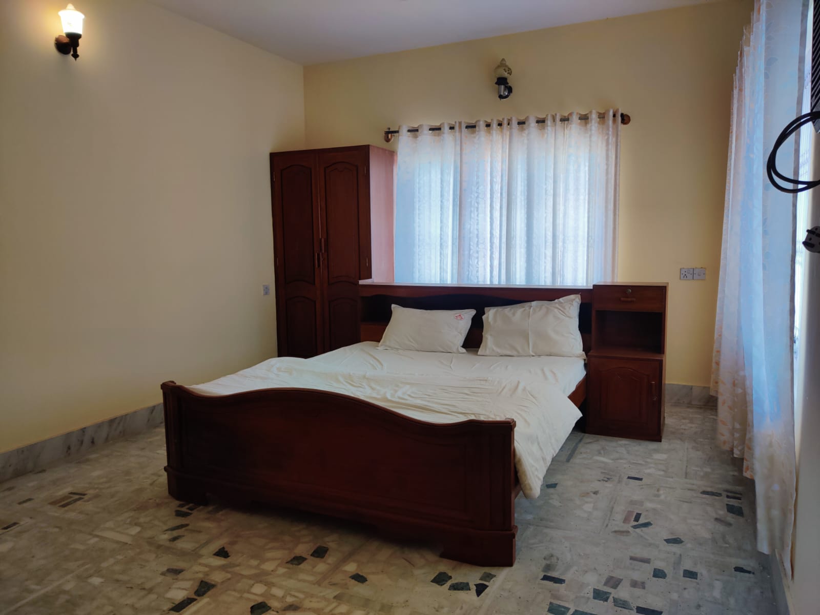 Olive Home Stay - Tap to explore photos