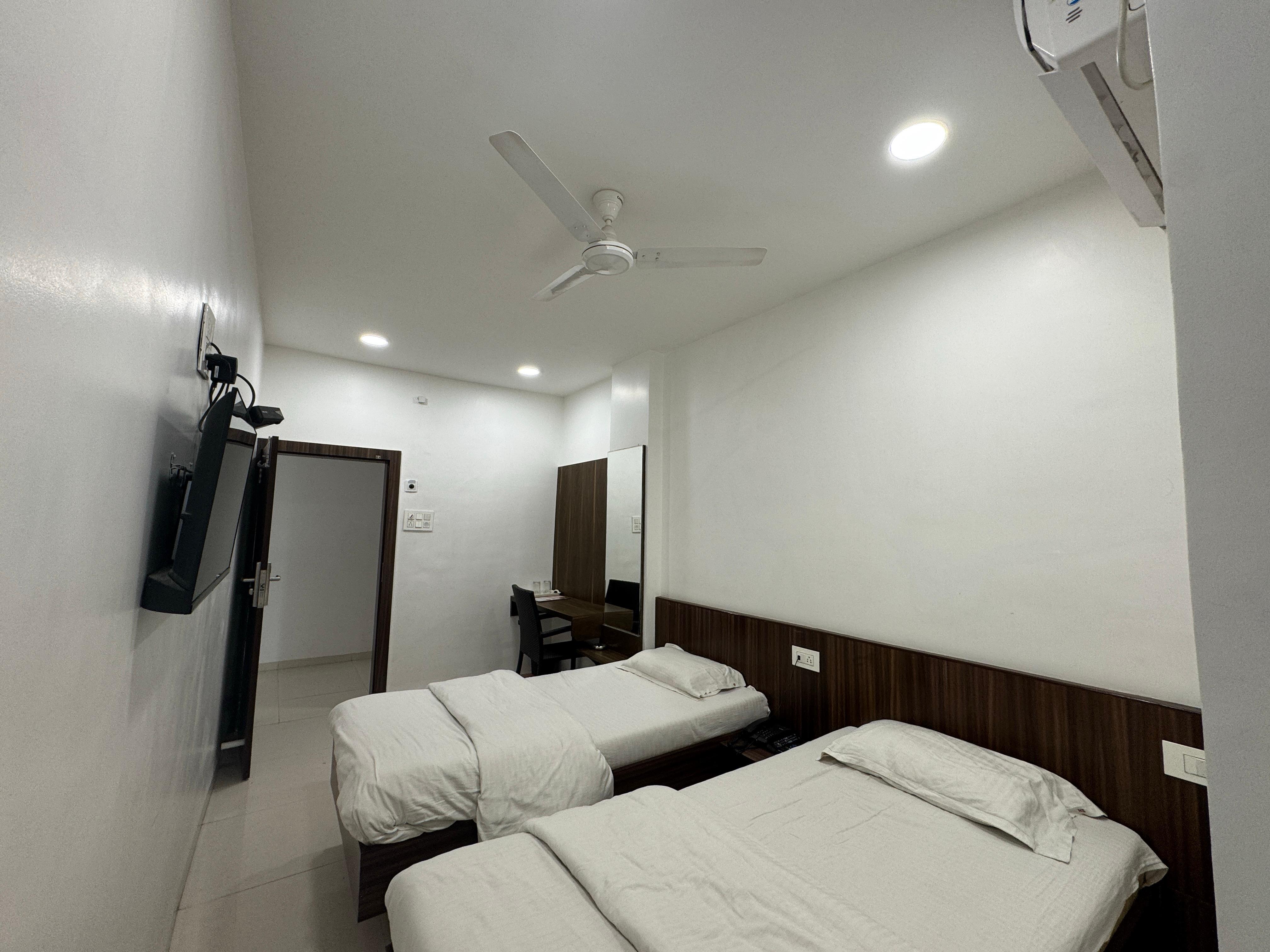 Hotel New Samrat 4