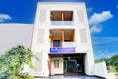 Hotel Radha Vrinda, Vrindavan