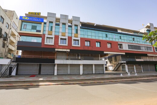 FabHotel S.S- Opp. Vishwakarma Engineering College