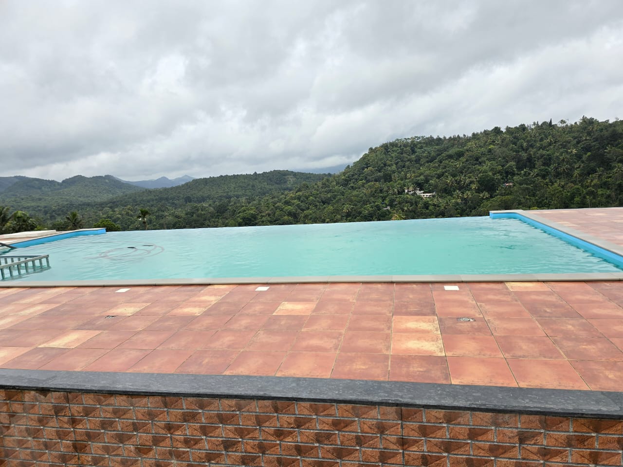 Highrange Villas - 4BHK Entire Villa - Tap to explore photos