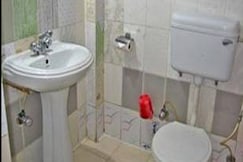 BEE JE Inn, Srinagar, Uttrakhand