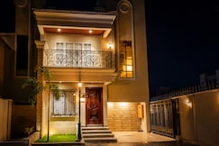 Vista Cozy Nest 3BHK With Private Pool, Igatpuri