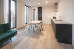 Buzzing City Base for 10 with Terrace, Antwerp