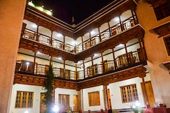 Hotel Grand Willow, Leh