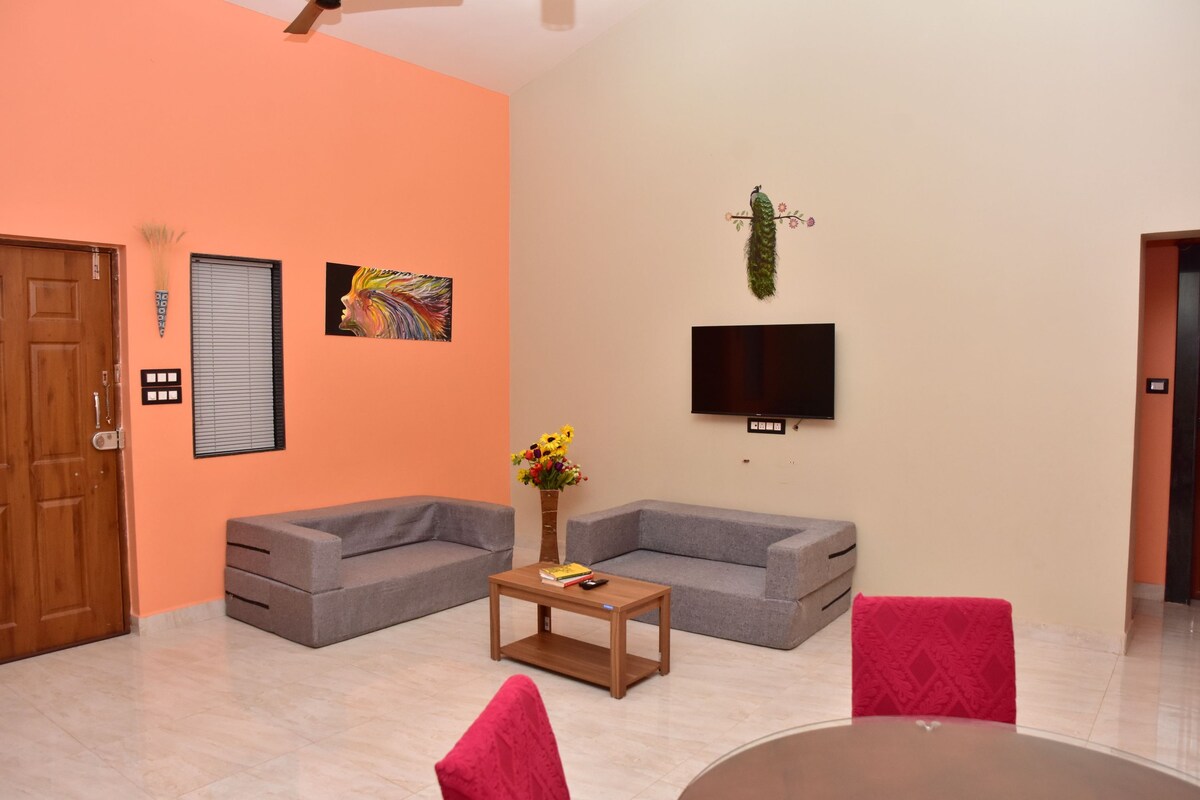 Casa Manarra 2bhk Parra Road - Tap to explore photos