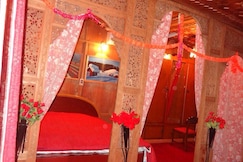 Houseboat Prince Of Bombay, Srinagar