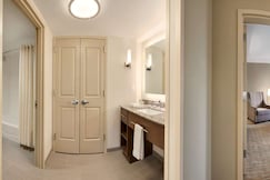 Homewood Suites by Hilton Charlottesville, VA, Charlottesville