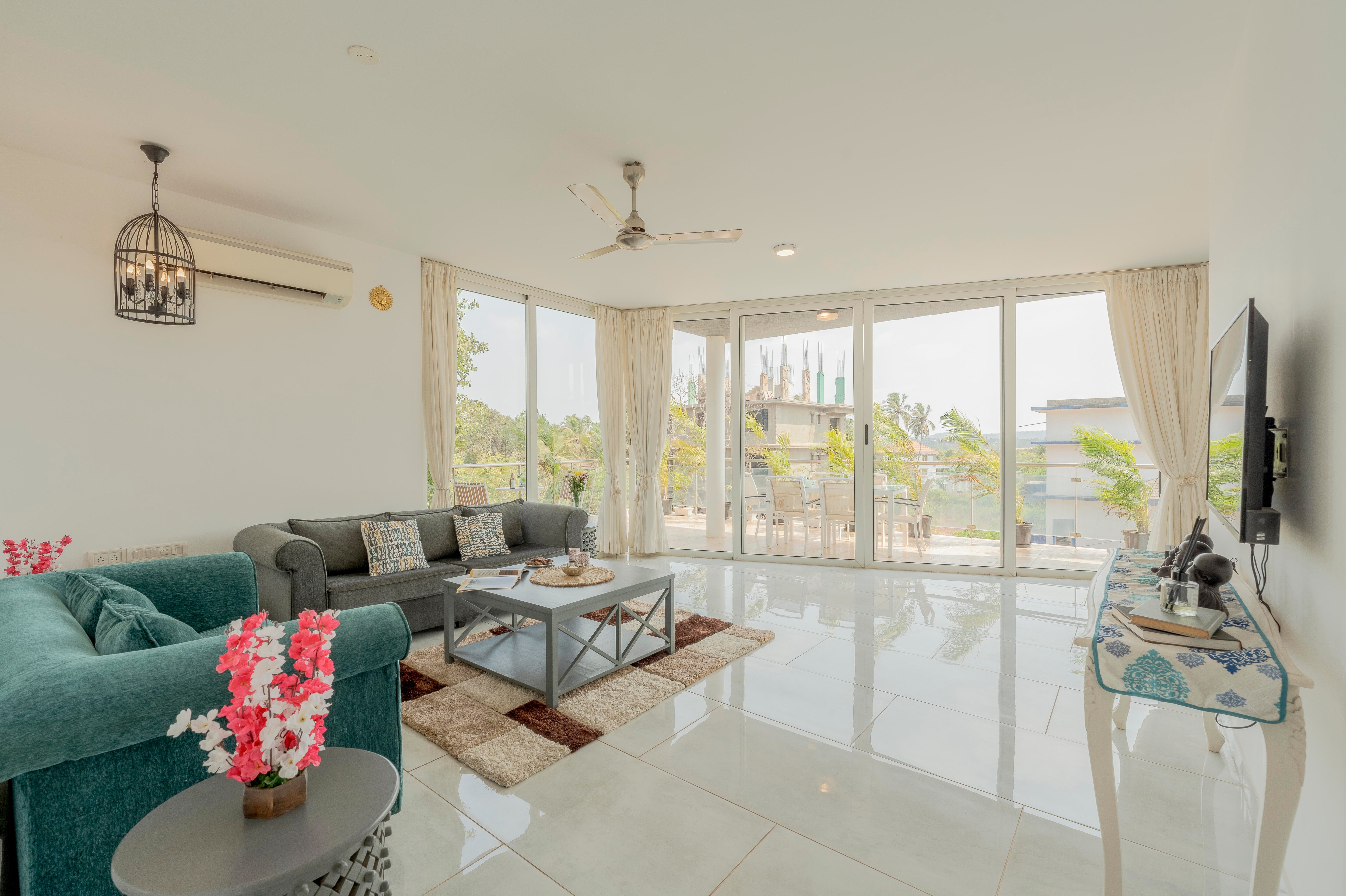 Casa De Nirvana - 3BR with Pvt Jacuzzi in Saipem - Tap to explore photos