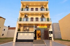 Shree Hanumat Kripa Dham, Vrindavan
