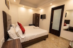 Taj Home Stay| near IICC and Yasho bhoomi Metro, Gurgaon