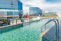 Seekers Finders Rama IV Hotel, SureStay Collection by BW, 