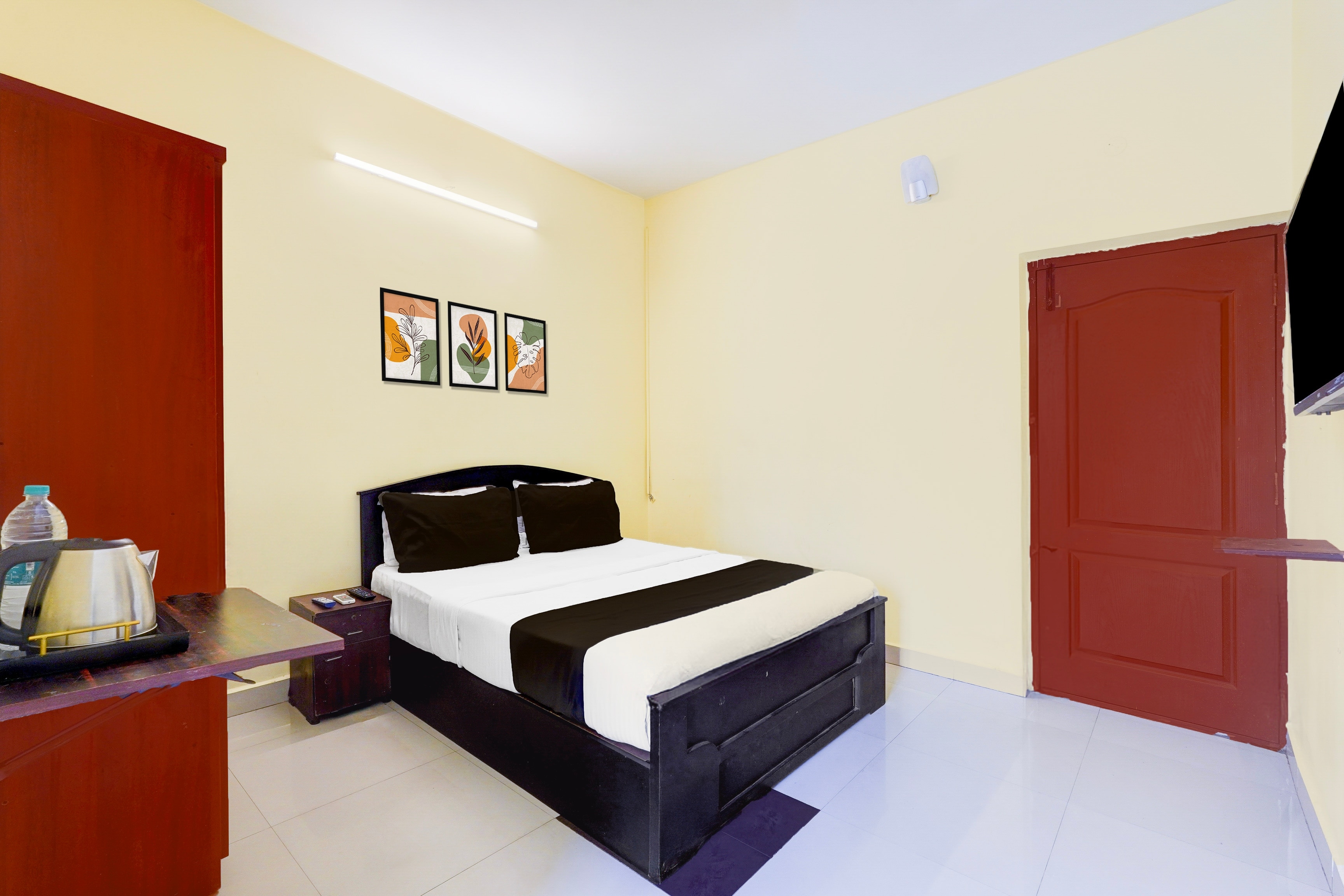 Super Hotel O ECR Injambakkam Formerly Nimalan Residency - Tap to explore photos