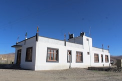 lakey Stay, 
Hanle