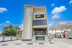 Super Hotel O Nirmal Restaurant Bar Banquet & Rooms Faridapur, Lucknow