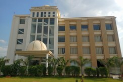 8fold by LaRiSa, Basti, Gorakhpur