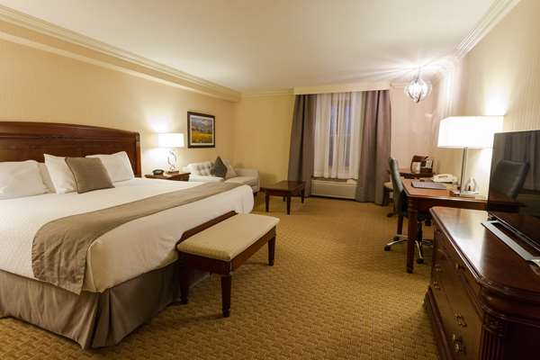 Best Western Plus the Arden Park Hotel - Tap to explore photos