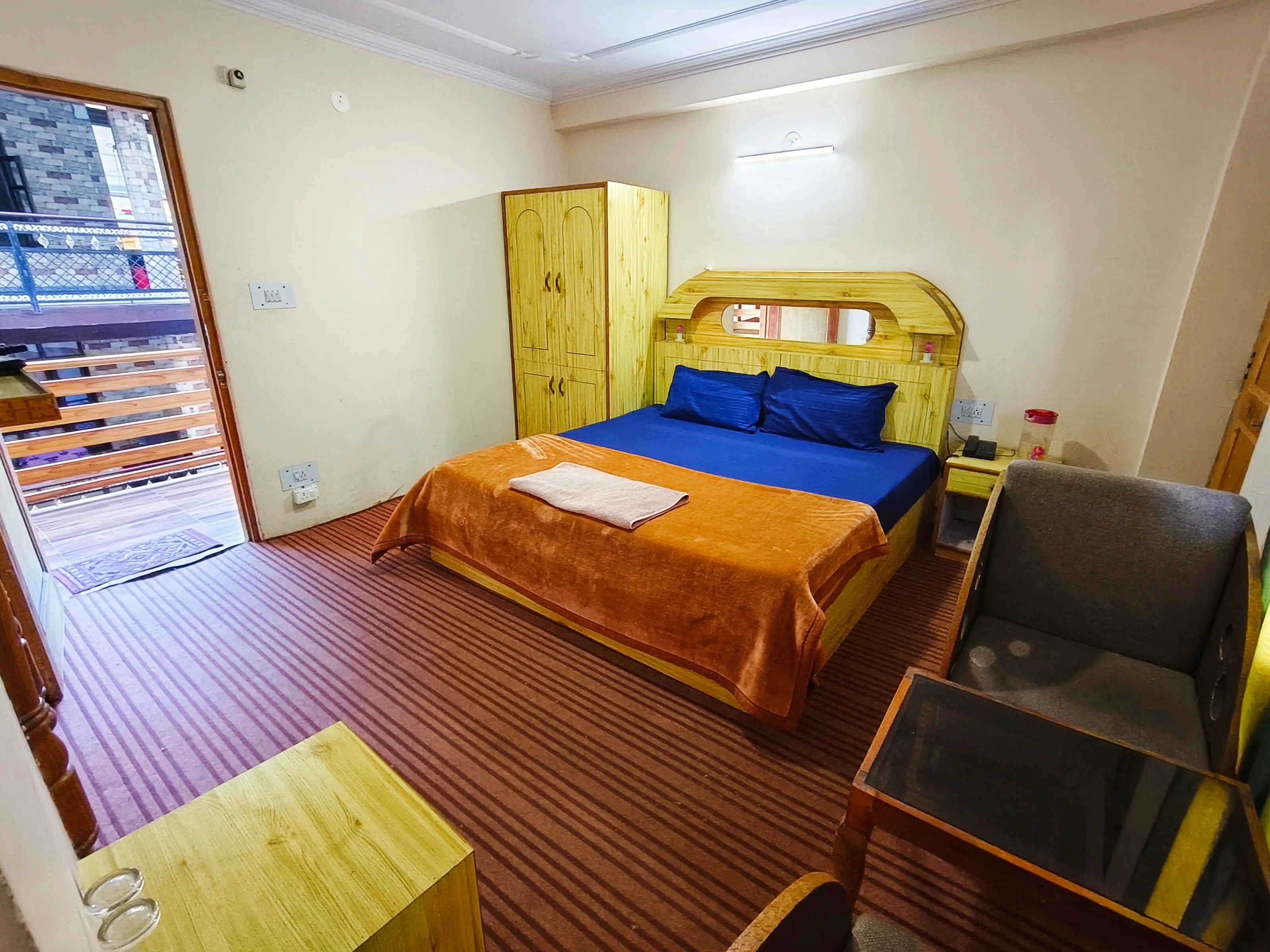 Aman Cottage Manali by Hindustan Hotels Group - Tap to explore photos