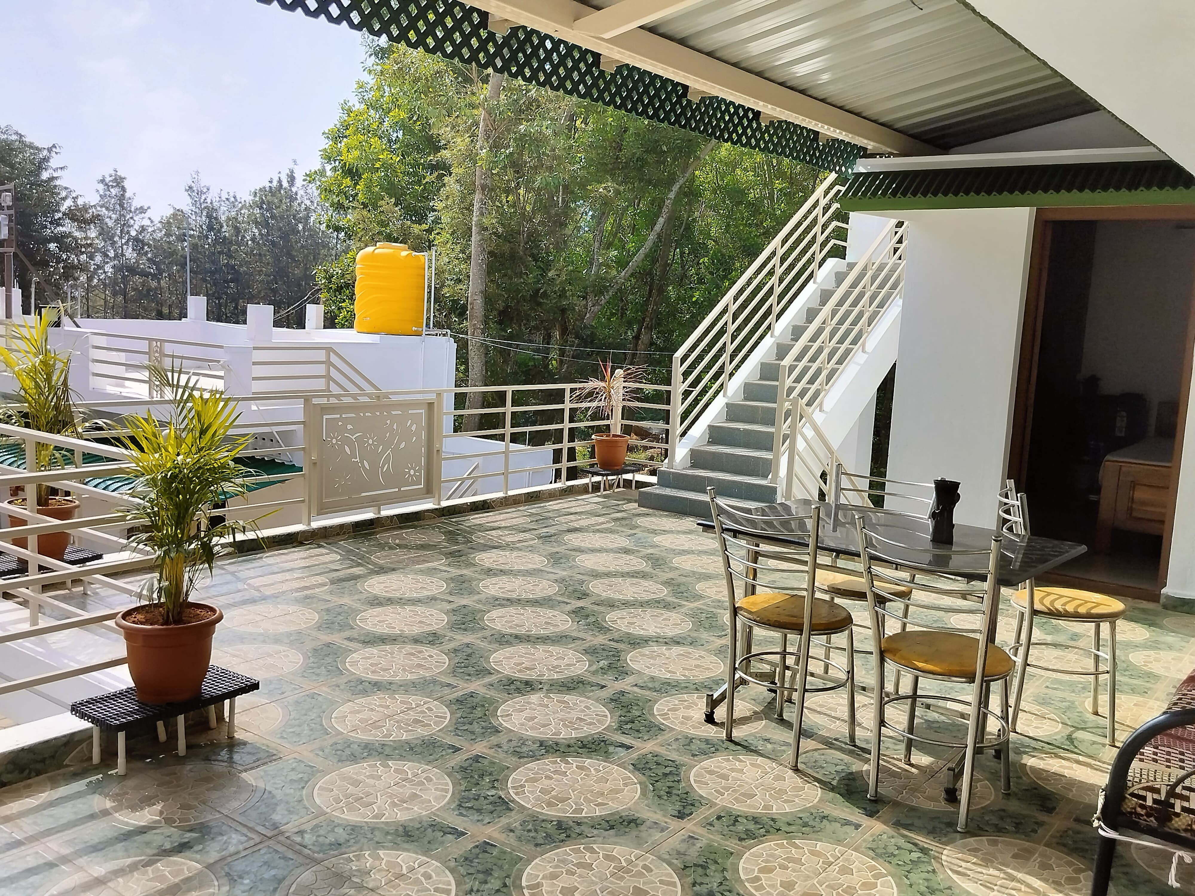 Rithu's Inn - Tap to explore photos