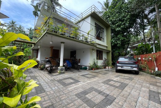 Jayuz Homestay