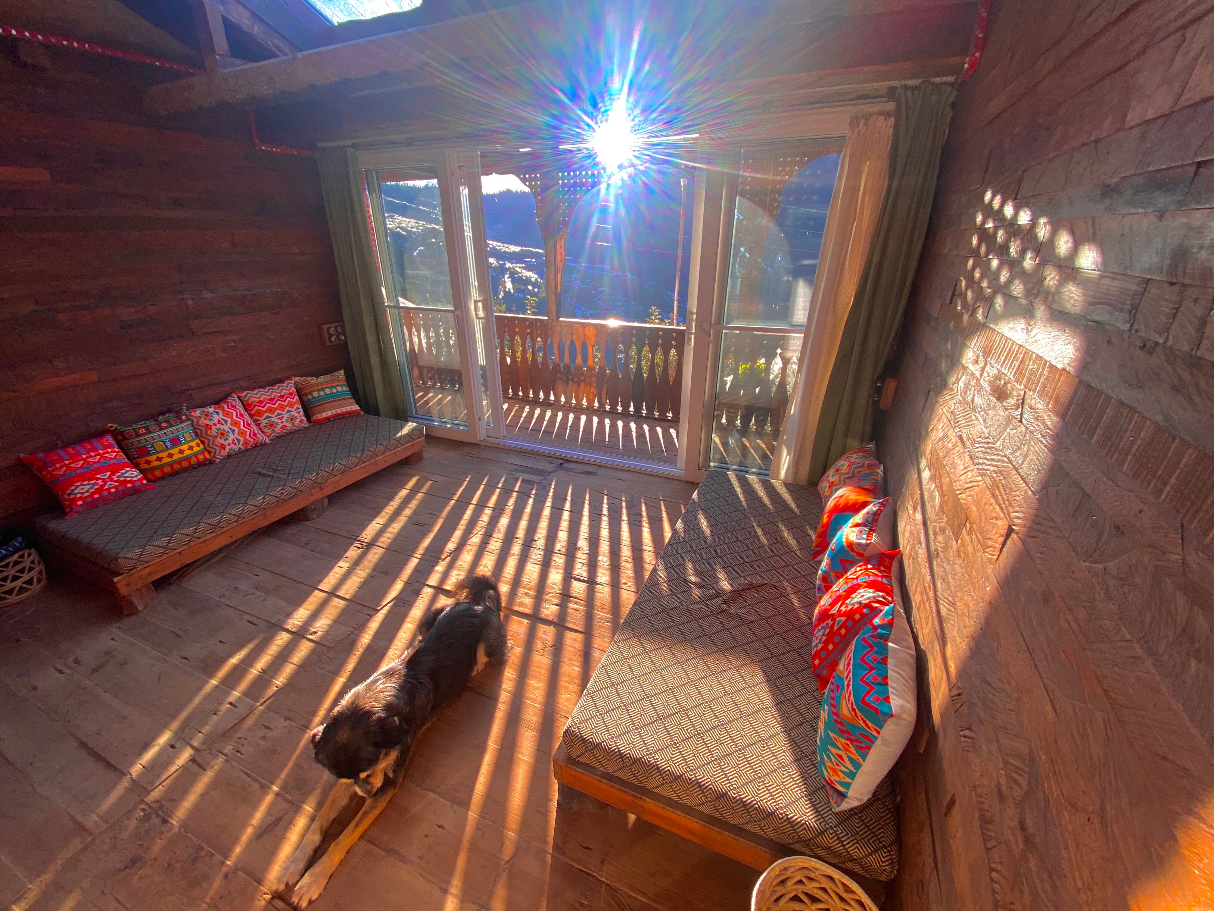 Doghri | A luxury one room cottage at MeenaBagh Ratnari - Tap to explore photos