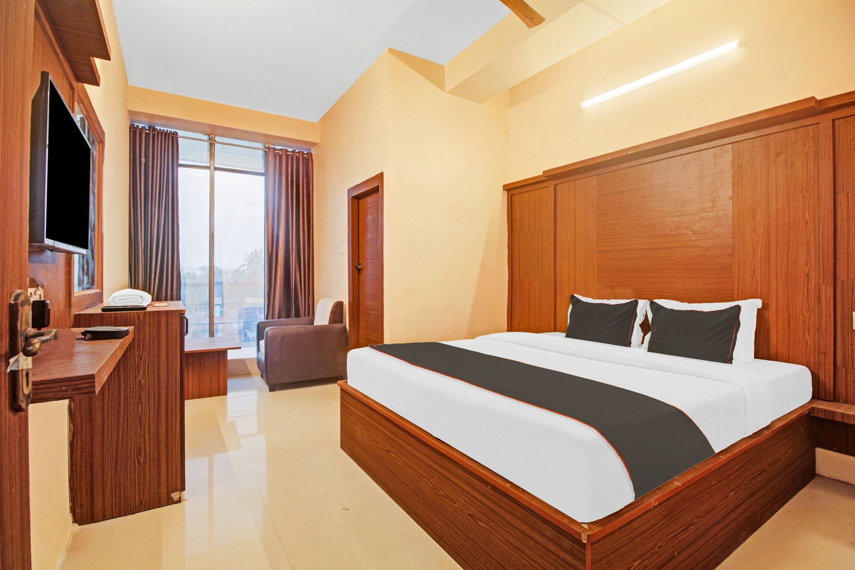 Super Collection O Hotel Aqua Villa Near Netaji Subhash Chandra Bose International Airport - Tap to explore photos