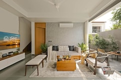 Luxury 3BHK Villa Pvt Pool Bathtub in Siolim, Goa