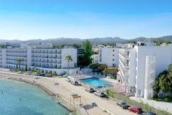 Vibra San Remo Hotel, إيبيزا