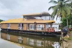 Alleppey Crystal Holidays Houseboats , Alleppey