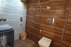 Badri Palace By Namami Gange -800 Mtrs From Temple, Joshimath