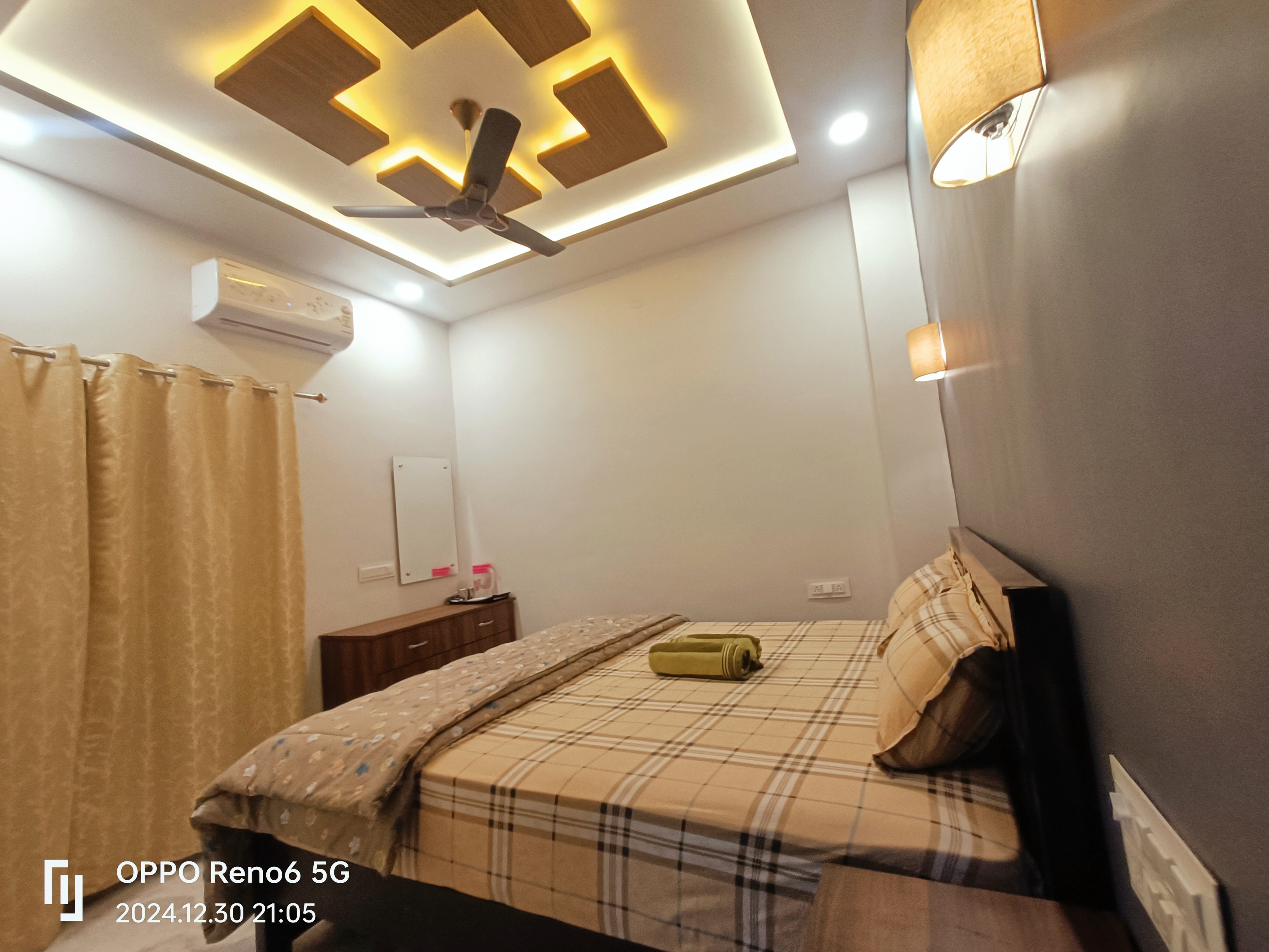 Dream Hampi Villa & Home Stay - Tap to explore photos