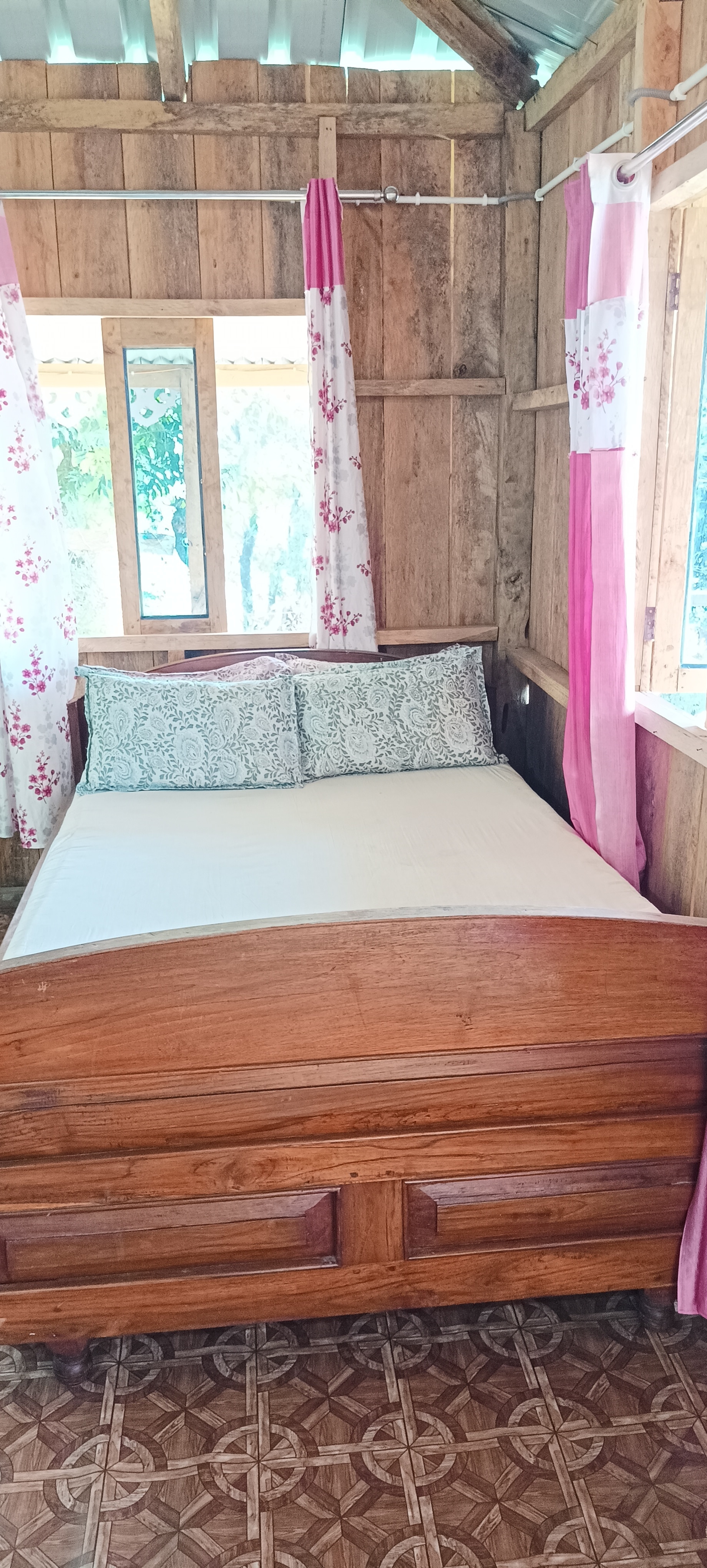 Katus Premium Cottages - Tap to explore photos