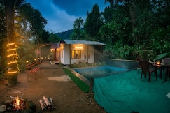 Jungle Valley Pool Natural Pool Villa, Munnar