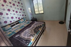 Hotel karishna palace and restaurant, Reengus