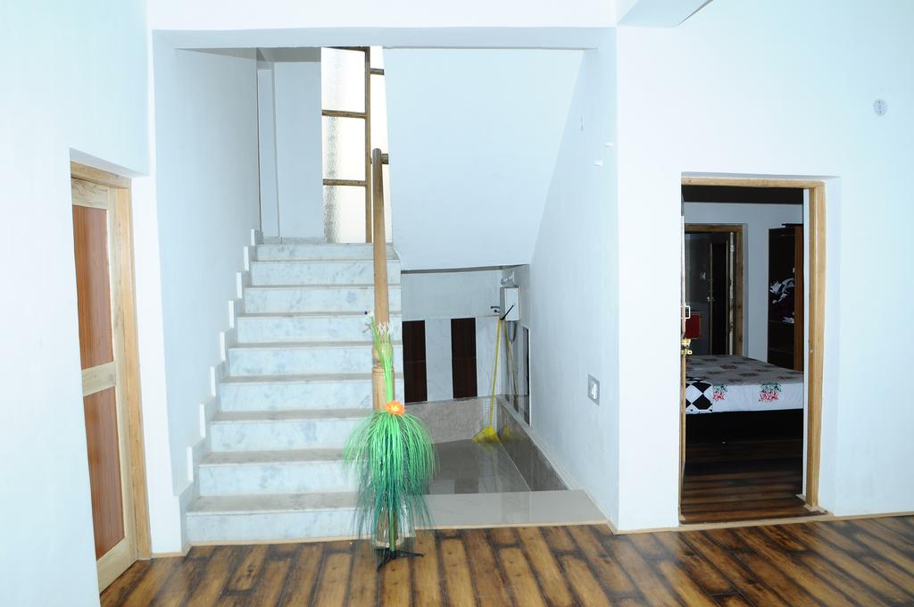AA KA MA HOLIDAY HOME - Tap to explore photos