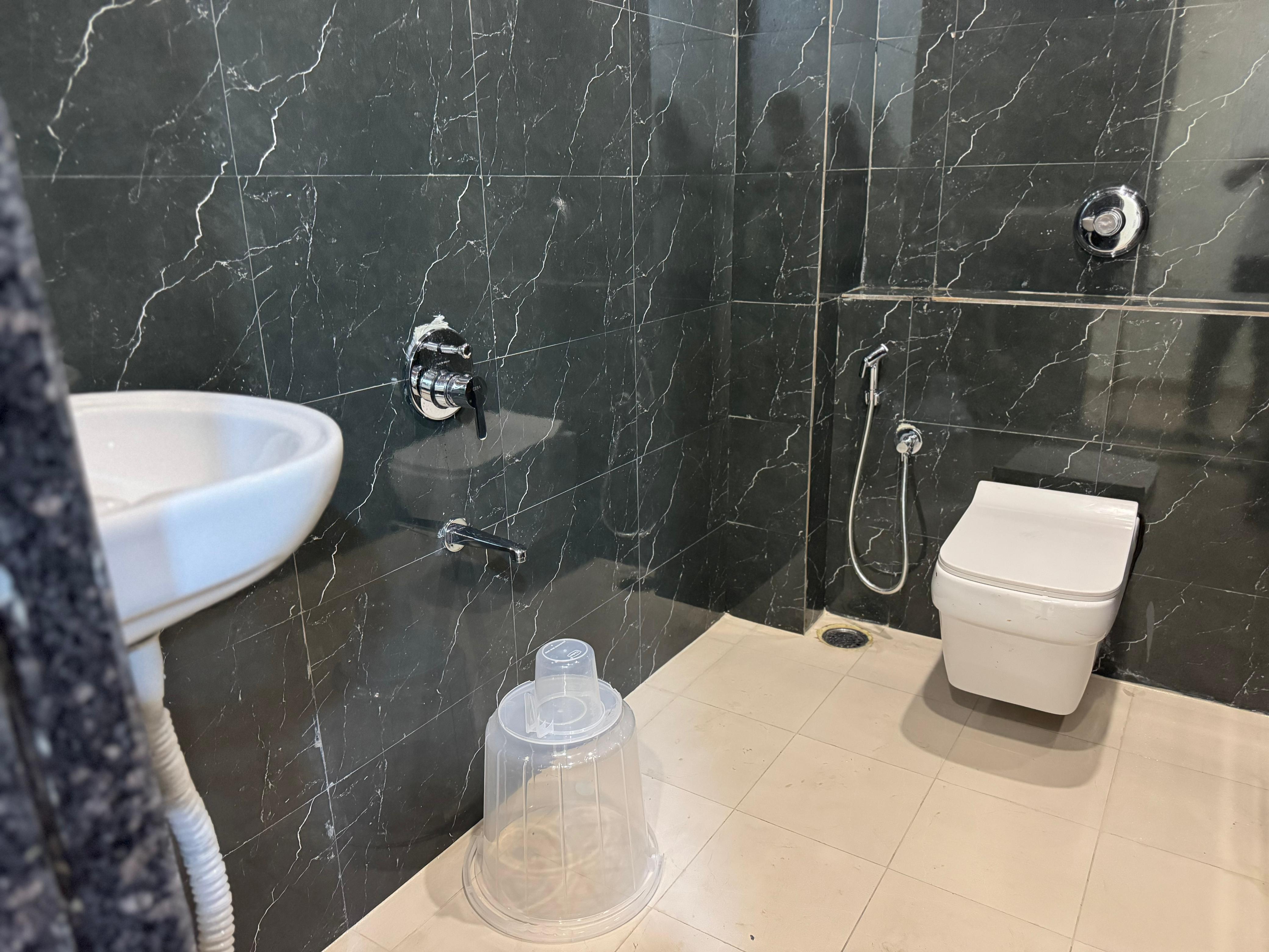 White ridge premium hotel hitech city - Tap to explore photos