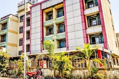 Hotel Manali Palace, Kalyan