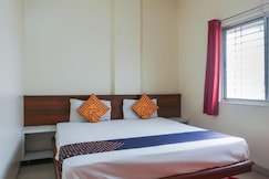 Krushna Lodge, Latur