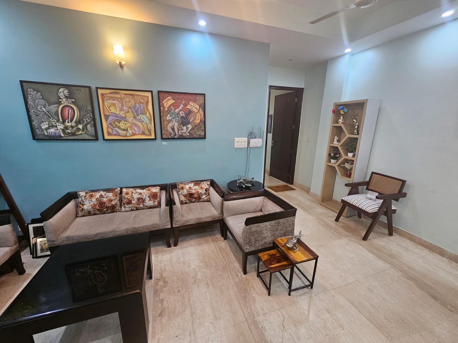 Sky Bloom Luxury Homestay - Tap to explore photos