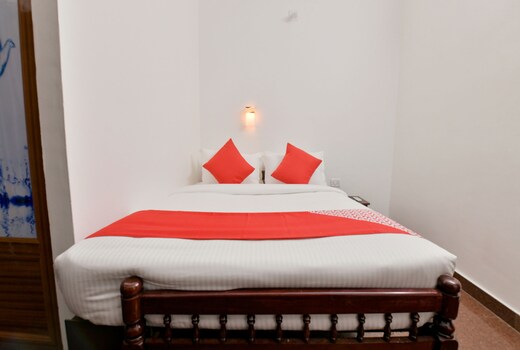 Hotel O Alappuzha Near General Hospital Junction