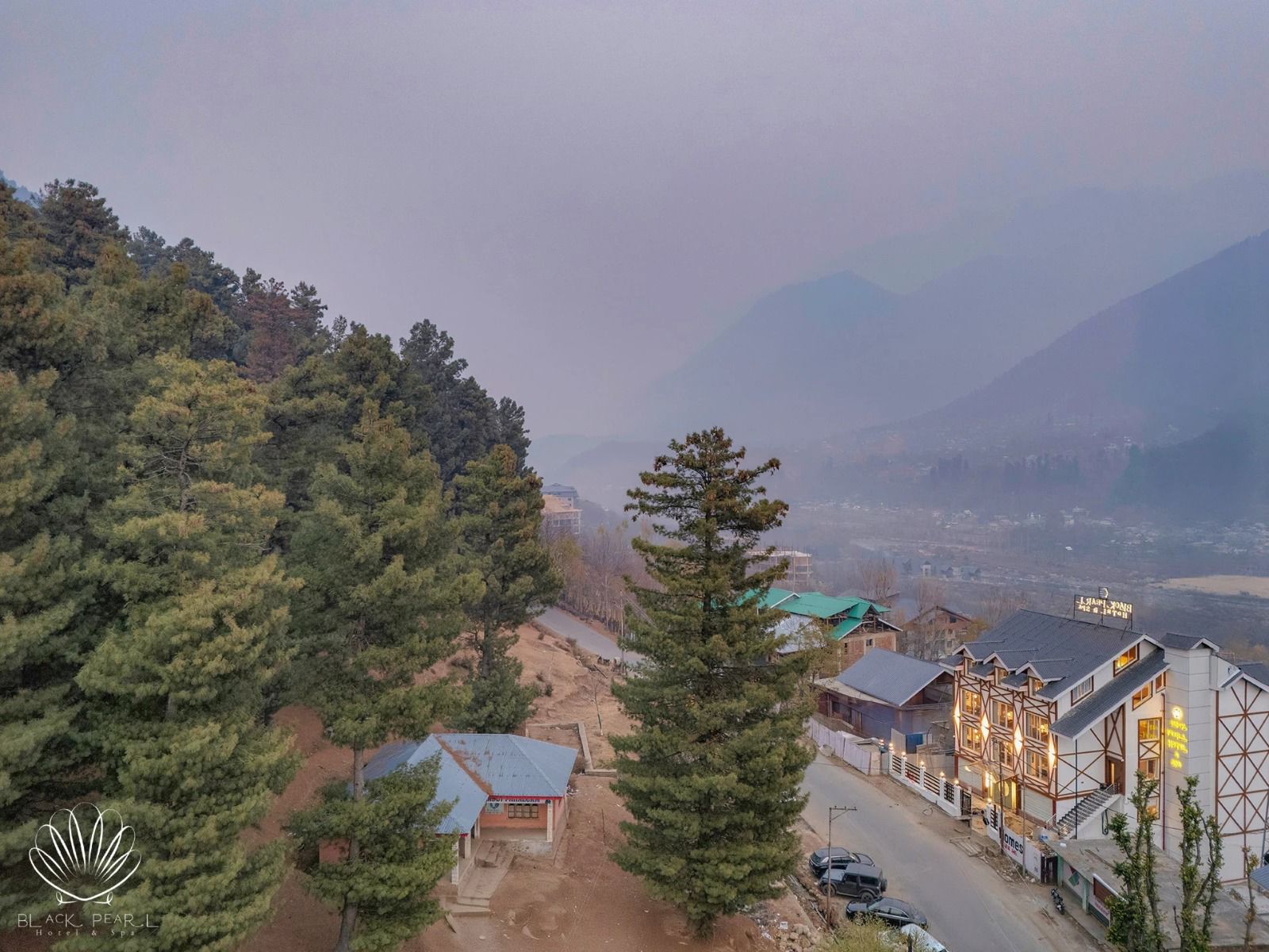 Hotel Black Pearl & Spa, Pahalgam - Tap to explore photos