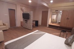 Hotel Shree Meghdootam, Bhopal