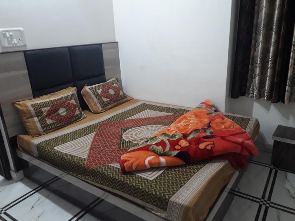 PR PARADISE GUEST HOUSE - Tap to explore photos