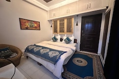 VJ homestay, Chaukori