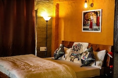 Independent Mud House Studio (Large) with Kitchen, Dharamshala