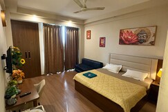 Premium Stay in Greater Noida, Greater Noida