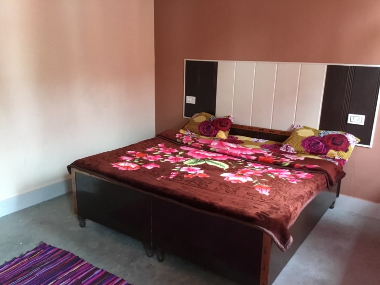 Ashirwad Guest House - Tap to explore photos