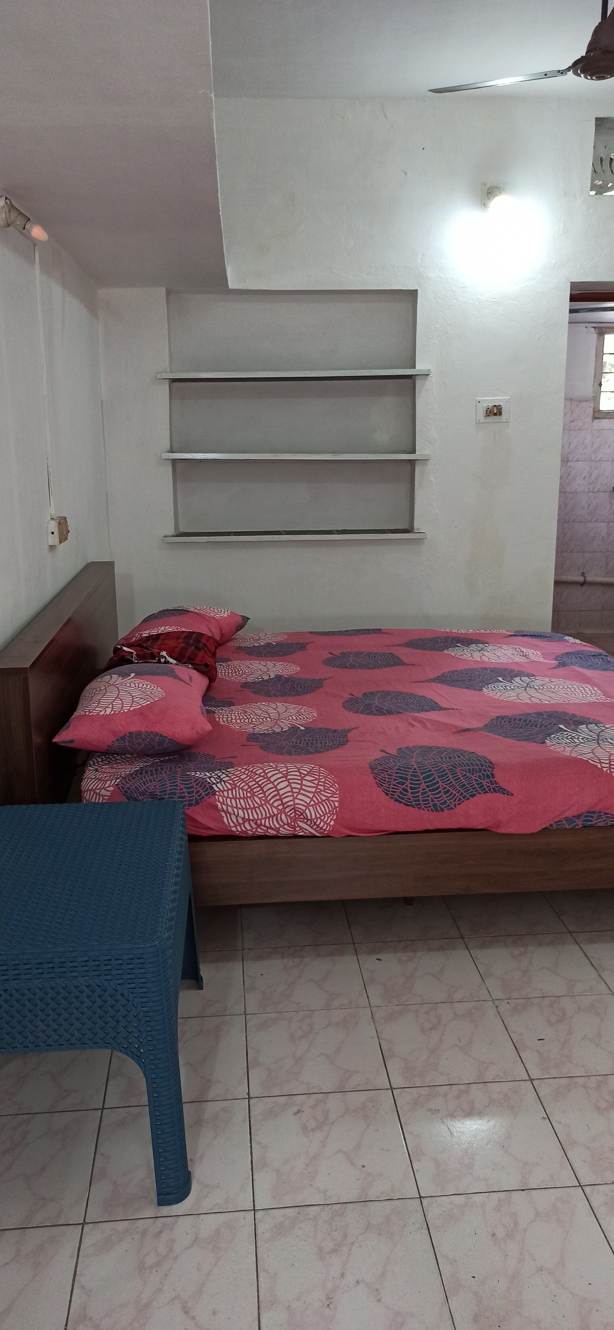 SHREEVARI ROOMS - Tap to explore photos