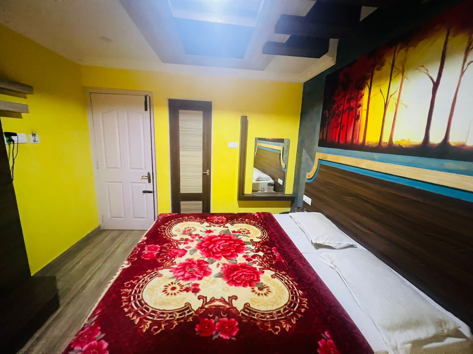 Malaiyur residence - Tap to explore photos