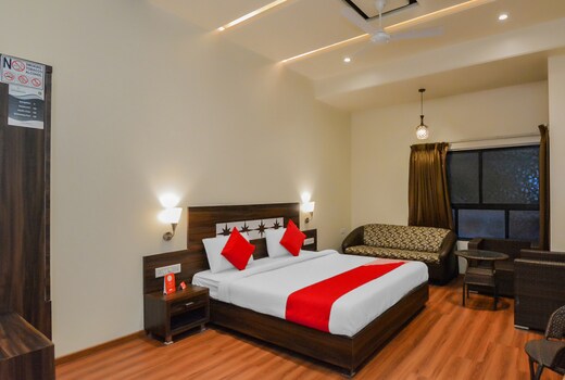 Townhouse Oak Sinhgad Road Crossway Formerly Popular Hotel